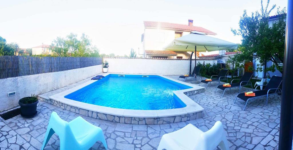 Guest House Ilic Loborika Exterior photo